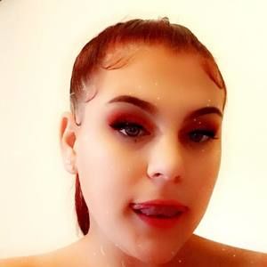 Meet your Posher, Destini